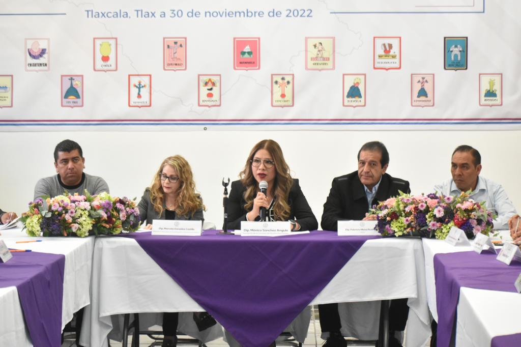Comisión de Asuntos Municipales celebra firma de convenios para solución de límites territoriales